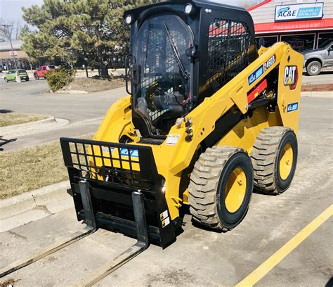 cat skid steer rental